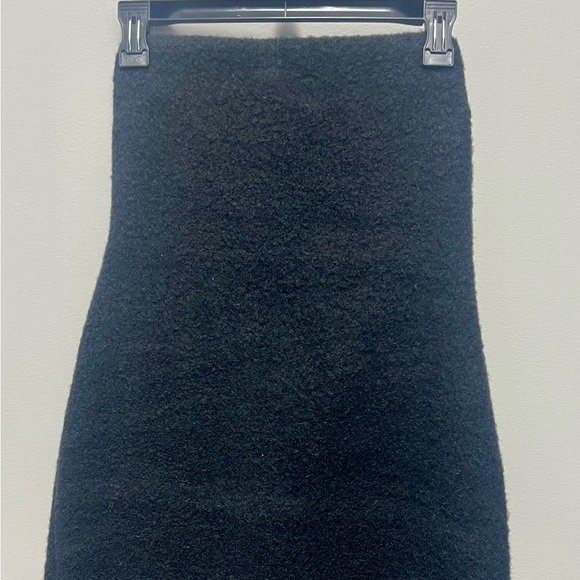 Zara Dresses & Skirts - Zara Black Textured High Waisted Pencil Skirt, Size Large